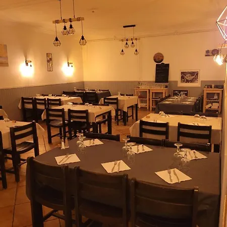 Auberge Le Georges 2* Saint-Georges-de-Mons