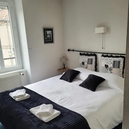 Hotel Auberge Le Georges Saint-Georges-de-Mons