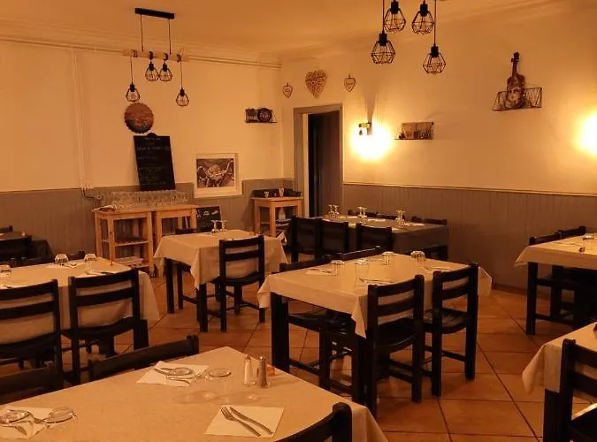 Hotel Auberge Le Georges Saint-Georges-de-Mons