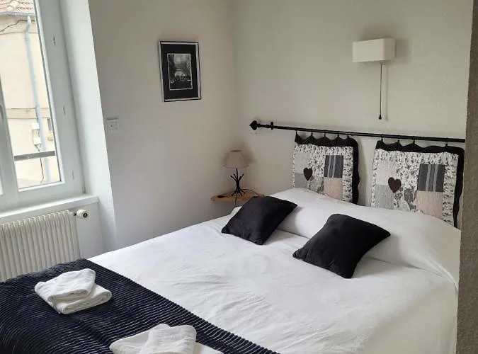 Hotel Auberge Le Georges Saint-Georges-de-Mons